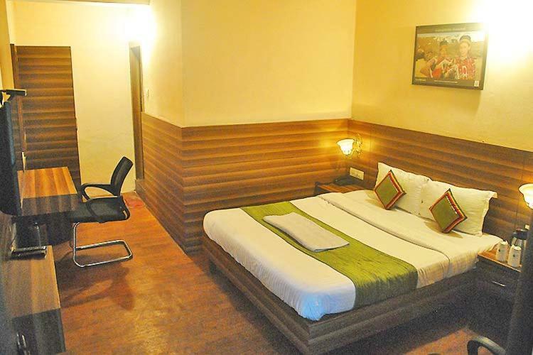Vijay Palace Hostel ดารัมซาลา ภายนอก รูปภาพ