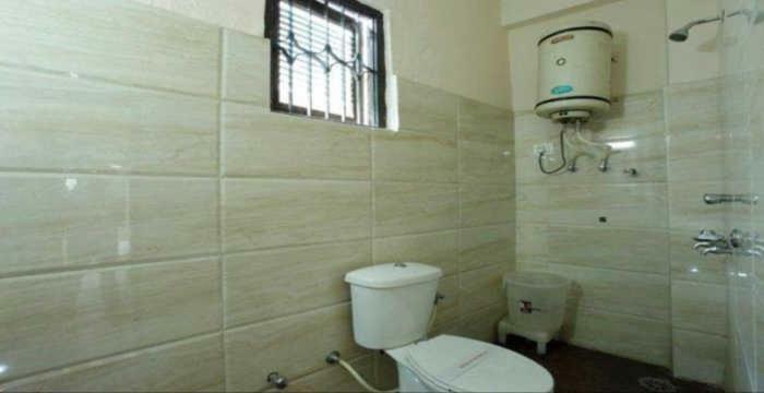 Vijay Palace Hostel ดารัมซาลา ภายนอก รูปภาพ